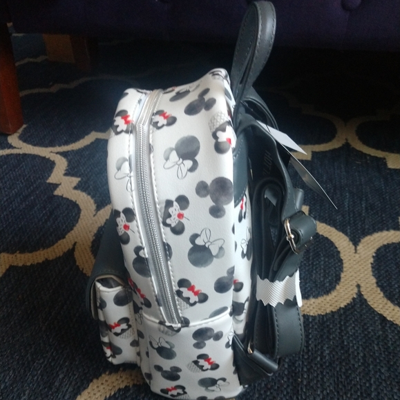 Minnie/Mickey Disney Loungefly Mini Backpack - Picture 3 of 6